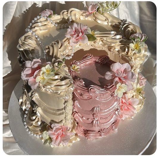 Sun & Moon Vintage Cake
